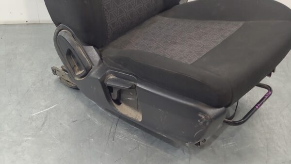 FORD RANGER 2015-2022 FRONT SEAT RH FRONT (BUCKET SEAT TYPE), PX, CLOTH, XL/XLS/ - Image 28