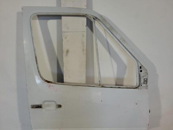 MERCEDES SPRINTER 2000-2006 RIGHT FRONT DOOR VAN, 05/00-10/06 - Image 2