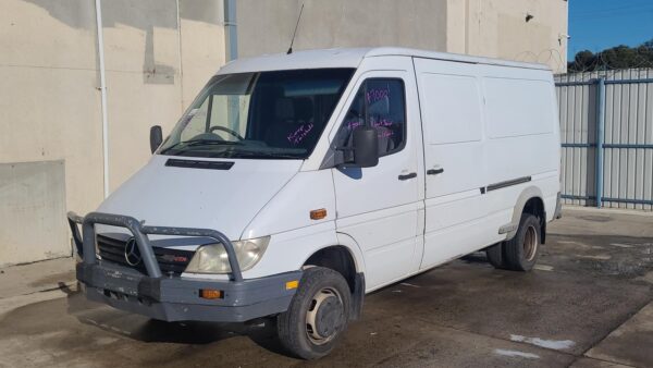 MERCEDES SPRINTER 2000-2006 BOOTLID/TAILGATE BARN DOOR (RH SIDE), LOW ROOF, 05/0 - Image 30