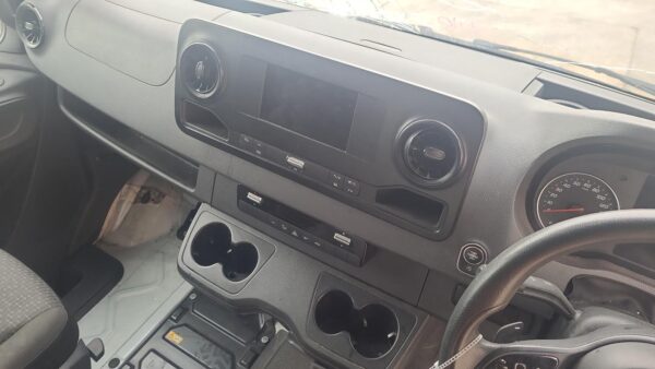 MERCEDES SPRINTER 2018-2024 STEREO/HEAD UNIT VS30, DISPLAY UNIT, 7IN TOUCHSCREEN - Image 16