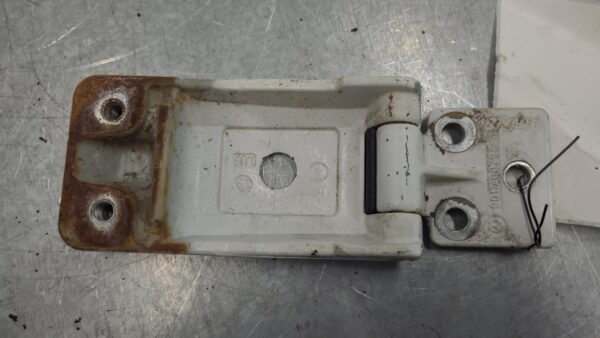 MERCEDES SPRINTER 1998-2006 BOOTLID/TAILGATE HINGE BARN DOOR HINGE, UPPER (RH SI - Image 2
