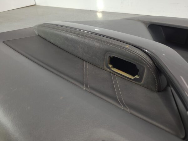 FORD EVEREST 2015-2022 DOOR TRIM RH REAR, UA, TITANIUM, 07/15-05/22 - Image 5