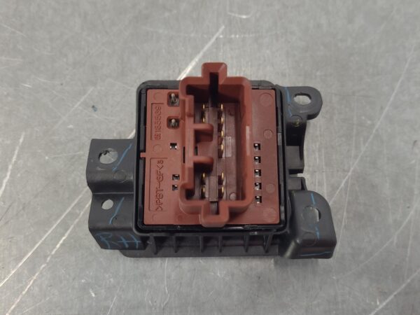 MITSUBISHI TRITON 2015-2023 - Image 2