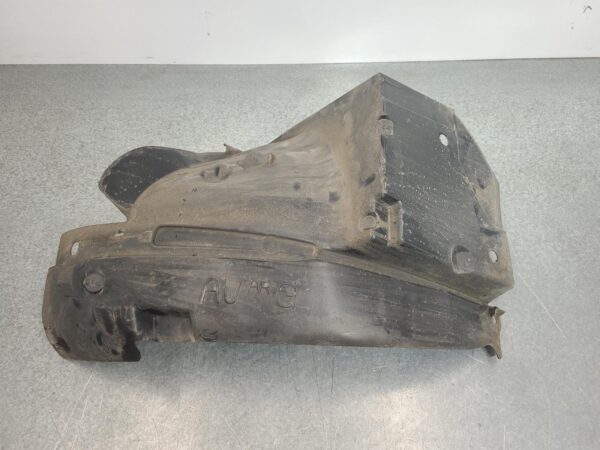 RENAULT TRAFIC 2015-2025 LEFT GUARD LINER X82, REAR, 01/15- - Image 2