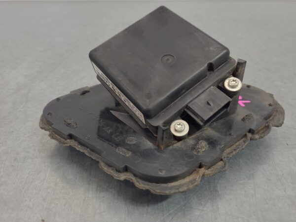 FORD EVEREST 2015-2022 CAMERA UA, BLIND SPOT MONITOR SENSOR (LH REAR BEHIND BUMP - Image 2