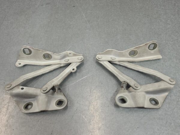 FORD TRANSIT CUSTOM 2013-2023 BONNET HINGE/STRUT HINGES (PAIR), VN, 09/13-08/23 - Image 3