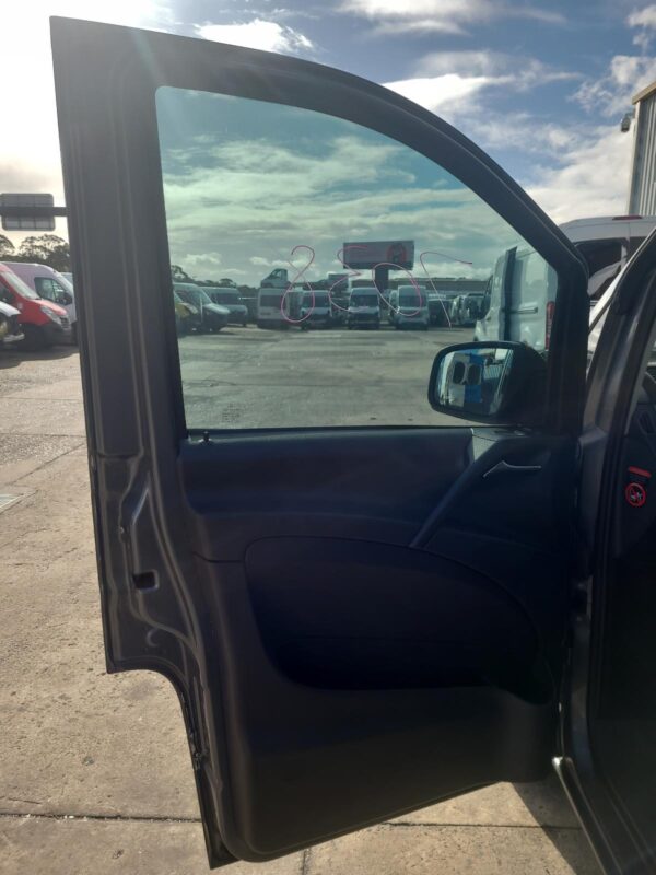 MERCEDES VITO 2011-2015 TAILGATE HANDLE 639 MY11 02/11-02/15 - Image 11