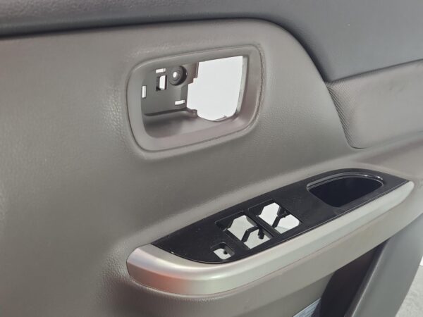 MITSUBISHI TRITON 2015-2018 DOOR TRIM RH FRONT, MQ, 03/15-10/18 - Image 14