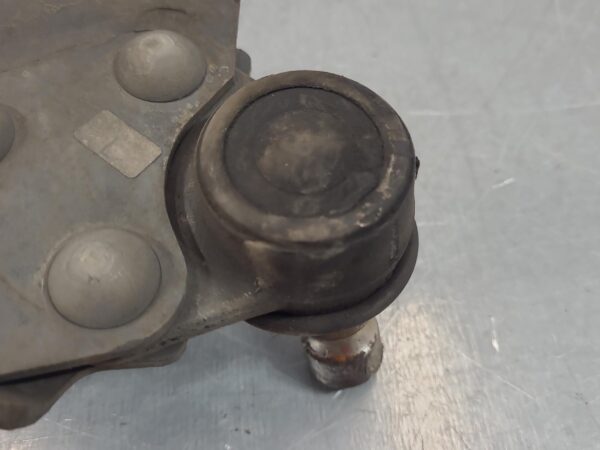 MERCEDES VITO 2011-2015 LEFT FRONT LOWER CONTROL ARM 639, 02/11-02/15 - Image 4