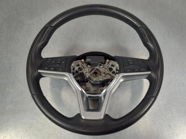 NISSAN NAVARA 2020-2025 STEERING WHEEL NP300, LEATHER, 12/20-