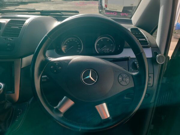 MERCEDES VITO 2011-2015 CAMERA 639 MY11 02/11-02/15 - Image 9