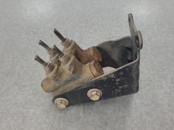 TOYOTA HILUX 2005-2015 BRAKE COMP VALVE 4WD, NON VSC TYPE, 03/05-08/15 - Image 3