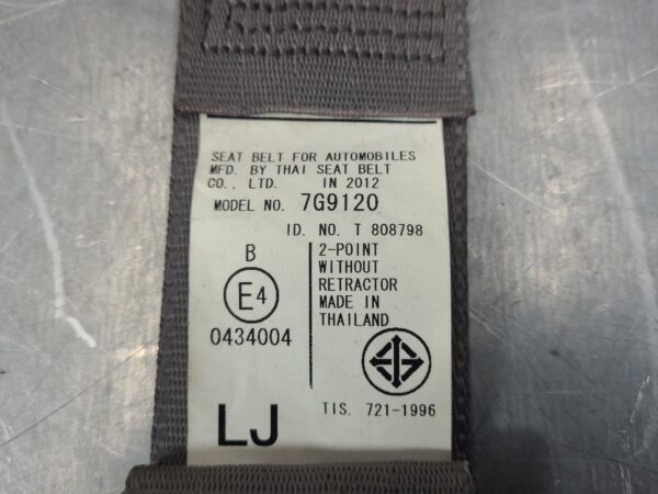 TOYOTA HILUX 2011-2015 SEAT BELT CENTRE REAR, SEAT BELT ONLY, DUAL CAB, LAP BELT - Image 6