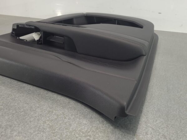 FORD RANGER 2022-2025 DOOR TRIM RA, LH REAR, LEATHER, BLACK, W/ WHITE STITCHING, - Image 2
