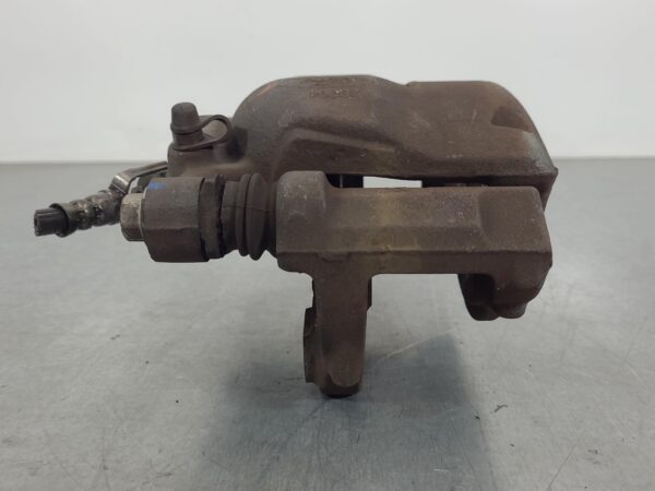 FORD TRANSIT 2014-2024 CALIPER RH FRONT, SINGLE WHEEL TYPE, VO, 02/14- - Image 4