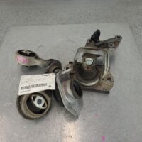 RENAULT TRAFIC 2004-2014 MOUNT X83, VAN 04/04-12/14