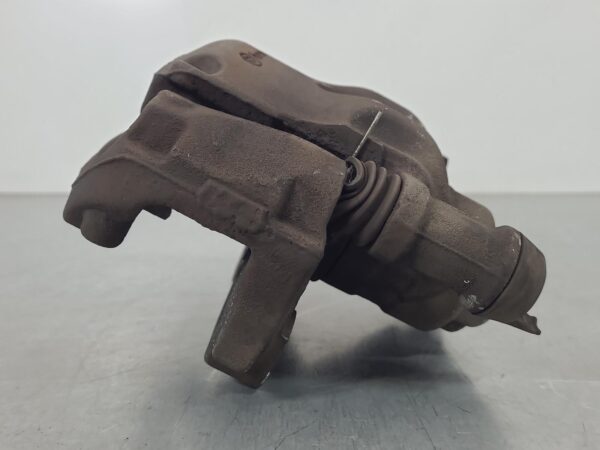 RENAULT MASTER 2011-2024 CALIPER RH FRONT, SINGLE WHEEL, X62, 09/11- - Image 2