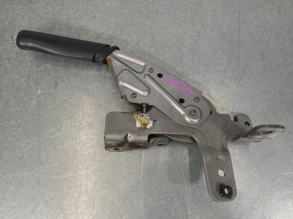 NISSAN NAVARA HANDBRAKE LEVER W/ PLASTIC HANDLE TYPE, BLACK, NP300, 04/15- 15 16 - Image 2