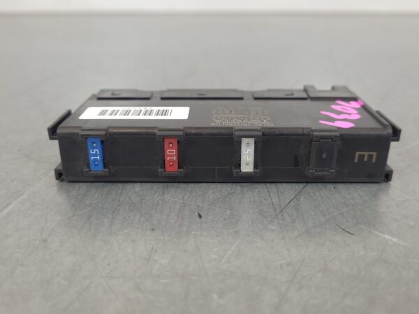 TOYOTA HILUX 2005-2015 FUSE BOX ENGINE BAY, RELAY BOX, DIESEL, 03/05-08/15 - Image 4