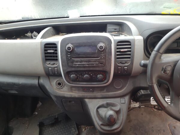 RENAULT TRAFIC 2015-2021 RIGHT INDICATOR/FOG/SIDE BUMPER FOGLAMP, HALOGEN TYPE, - Image 9