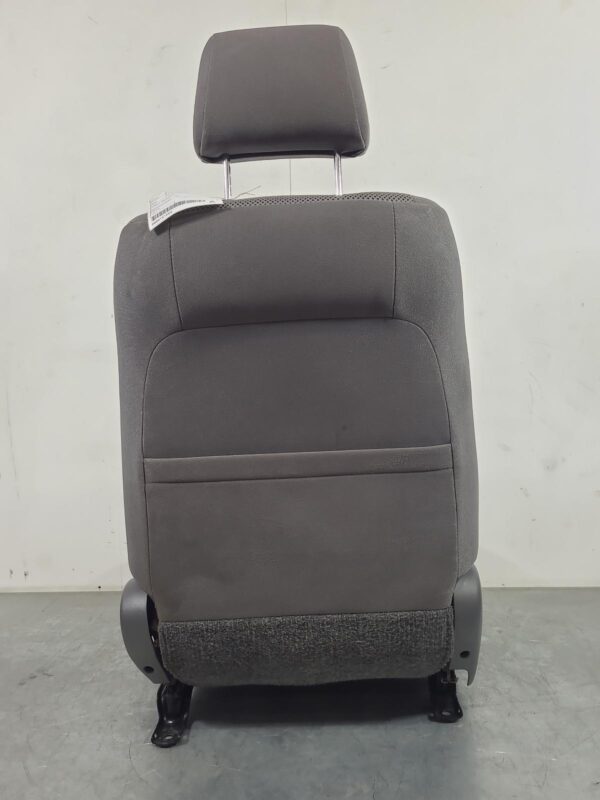 TOYOTA HILUX 2011-2015 FRONT SEAT RH FRONT, SR5, CLOTH, GREY, TRIM CODE HD10, W/ - Image 16