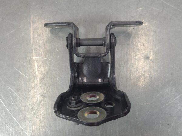 FORD RANGER 2022-2025 DOOR HINGE/RUNNER RA, LH REAR (LOWER), DUAL CAB, 05/22- - Image 2