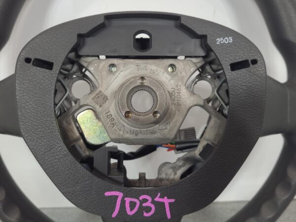 NISSAN NAVARA 2020-2025 STEERING WHEEL NP300, VINYL, 12/20- - Image 6