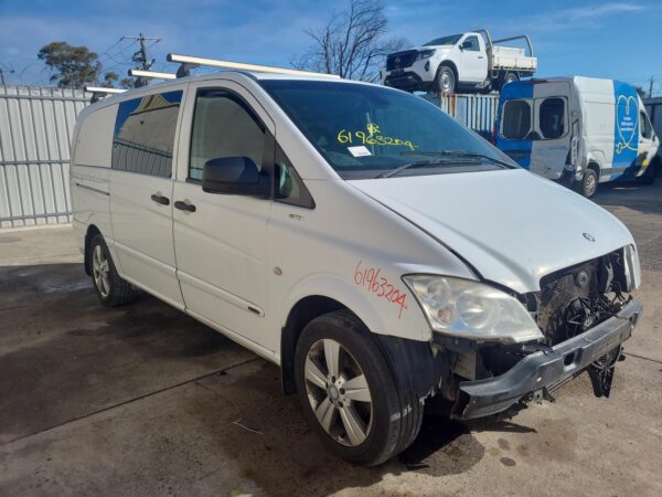 MERCEDES VITO 2013-2015 DOOR HINGE/RUNNER LH SLIDING DOOR ROLLER (LOWER), VAN, 6 - Image 9