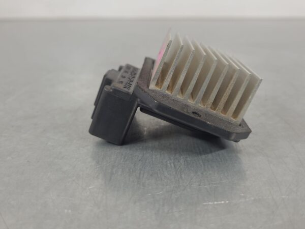 TOYOTA HILUX 2011-2015 FAN SPEED RESISTOR CLIMATE CONTROL TYPE, 07/11-08/15 - Image 5