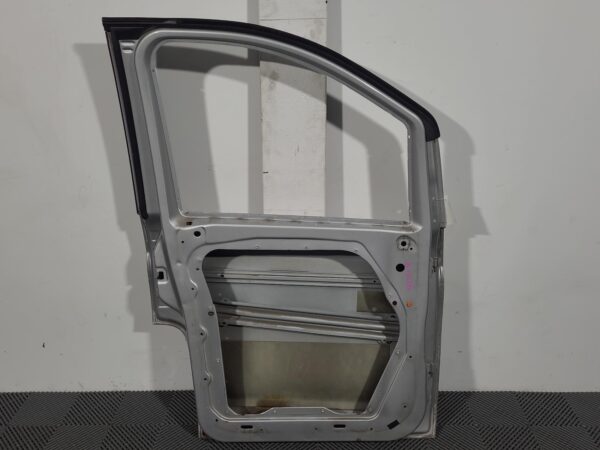 MERCEDES VITO 2015-2025 LEFT FRONT DOOR 447, 03/15- - Image 6