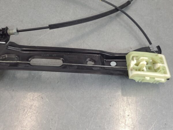 FORD RANGER 2022-2025 RIGHT FRONT WINDOW REG/MOTOR REG ASSY (REG AND MOTOR), RA, - Image 8