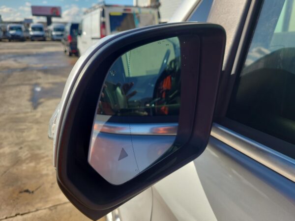 MERCEDES VITO 2015-2024 DOOR TRIM RH REAR, 447, 03/15- - Image 25