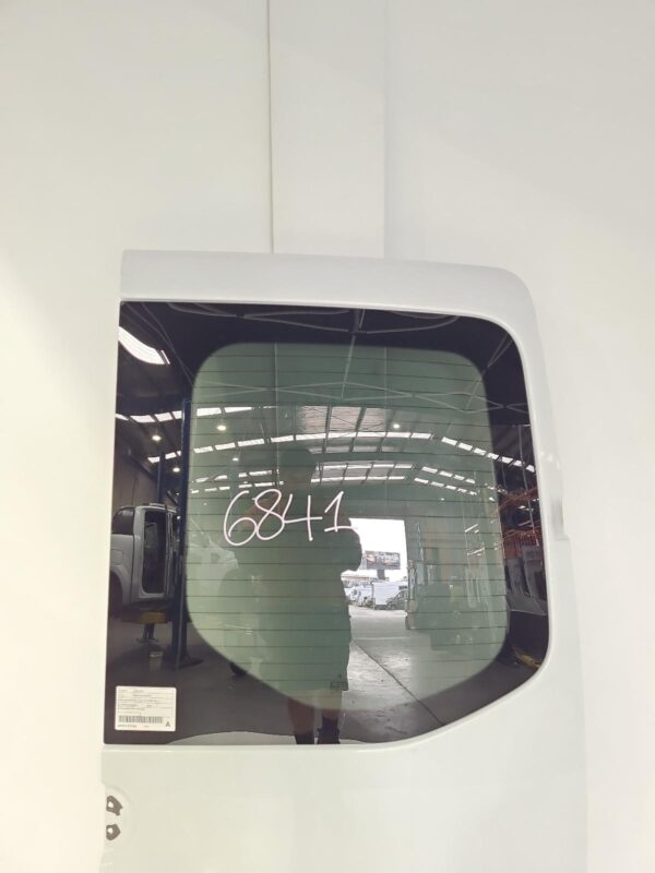 MERCEDES SPRINTER 2018-2024 BOOTLID/TAILGATE VS30, BARN DOOR (RH SIDE), LOW ROOF - Image 2