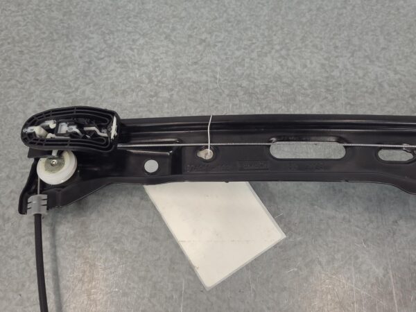 FORD RANGER 2022-2025 LEFT FRONT WINDOW REG/MOTOR REG ASSY (REG AND MOTOR), RA, - Image 9