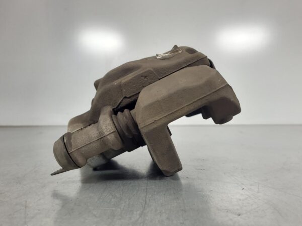 MERCEDES VITO 2015-2024 CALIPER 447, RH FRONT, NON EV, V CLASS, 03/15- - Image 5