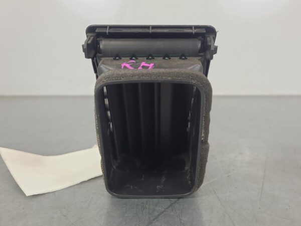 TOYOTA HILUX 2005-2015 TRIM PANEL DASH VENT, RH SIDE (ABOVE CUP HOLDER), BLACK, - Image 3