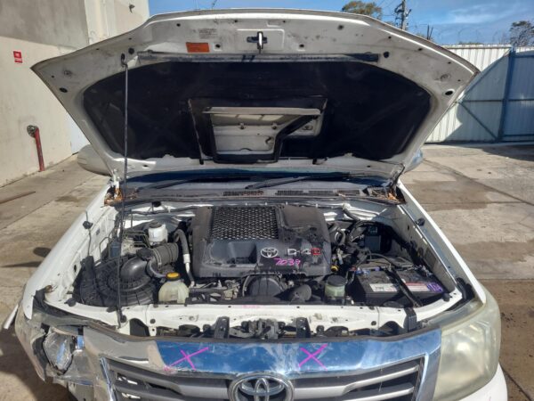 TOYOTA HILUX 2005-2015 FUSE BOX UNDER DASH, DIESEL, (PASSENGER SIDE SECONDARY FU - Image 11