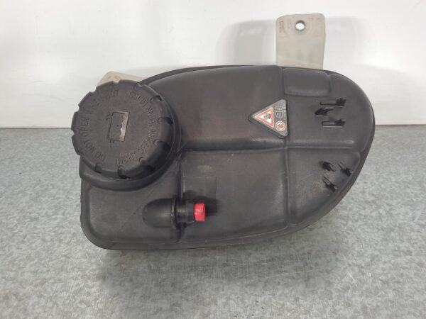 MERCEDES VITO 2015-2025 OVERFLOW BOTTLE 447, 03/15- - Image 5