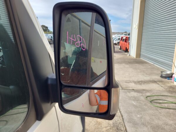 MERCEDES SPRINTER 2018-2024 BOOTLID/TAILGATE VS30, BARN DOOR (RH SIDE), LOW ROOF - Image 7