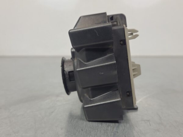 MERCEDES VITO 2015-2025 IGNITION W/ KEY 447, 03/15- - Image 3