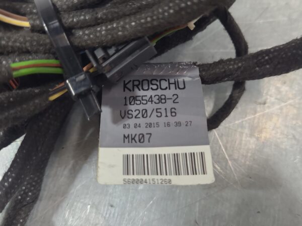 MERCEDES VITO 2015-2024 DOOR HINGE/RUNNER RH SLIDING DOOR ROLLER (LOWER), 447, 0 - Image 7