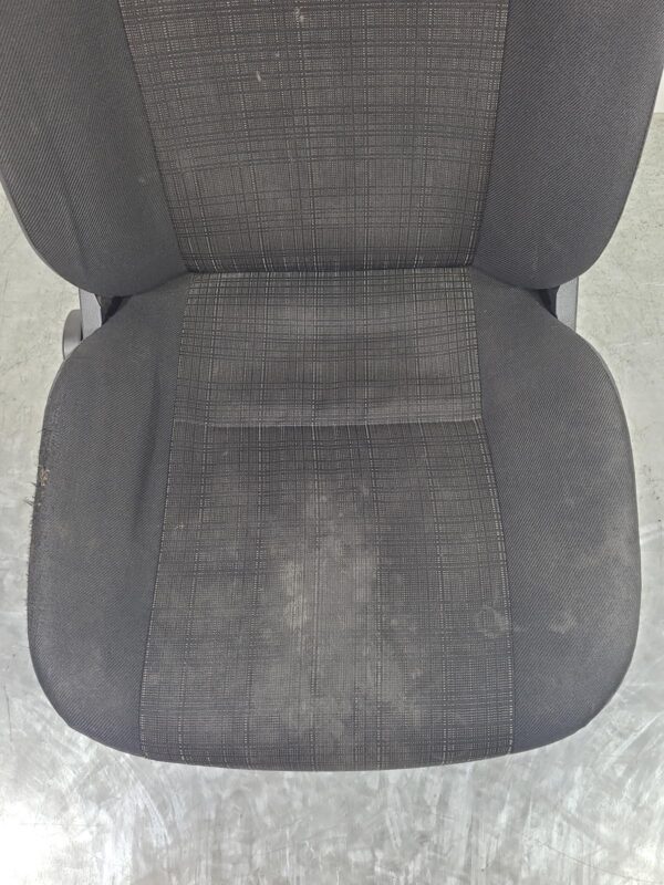 MERCEDES SPRINTER 2006-2018 FRONT SEAT RH FRONT, NCV3, STANDARD TYPE, 10/06-04/1 - Image 12