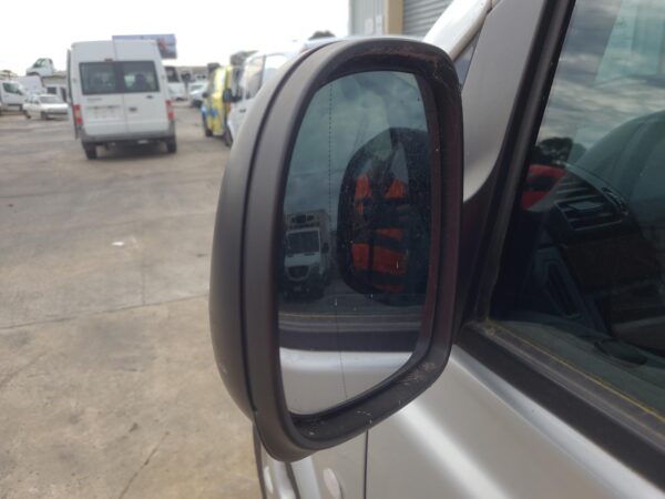 MERCEDES VITO 2004-2013 DOOR HINGE/RUNNER RH SLIDING DOOR ROLLER (UPPER), VAN, 6 - Image 20