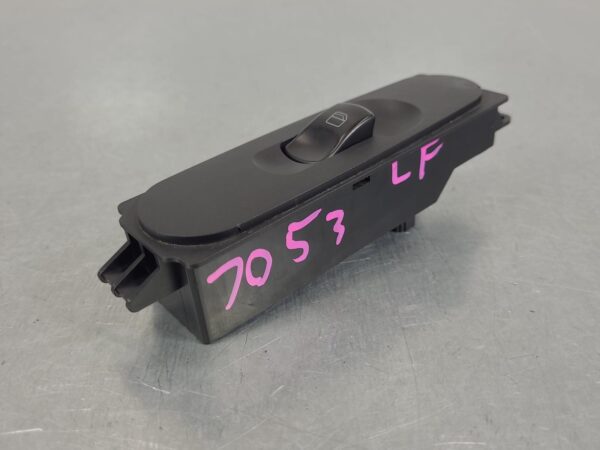 MERCEDES SPRINTER 2006-2018 POWER WINDOW SWITCH LH FRONT, NCV3, 10/06-04/18 - Image 16