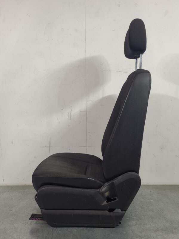 MERCEDES SPRINTER 2006-2018 FRONT SEAT RH FRONT, NCV3, STANDARD TYPE, 10/06-04/1 - Image 7