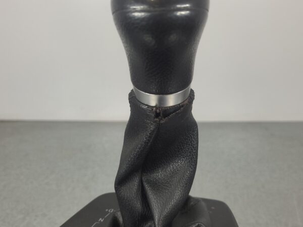MERCEDES SPRINTER 2013-2018 GEAR STICK/SHIFTER AUTO T/M TYPE, BLACK/SILVER, NCV3 - Image 9