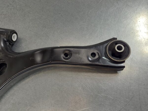 FORD TRANSIT 2019-2024 LEFT FRONT LOWER CONTROL ARM RWD, VO, 05/19- - Image 4