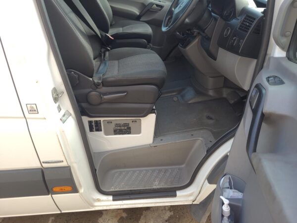 MERCEDES SPRINTER 2006-2018 CARPET VAN 10/06-04/18 - Image 63