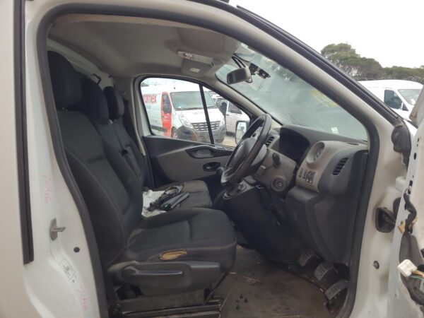 RENAULT TRAFIC 2015-2024 LEFT TAILLIGHT X82, IN BODY, LOWER, 01/15- - Image 41