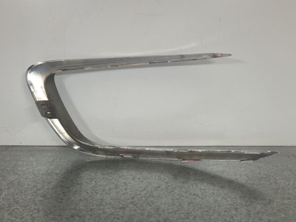 MERCEDES VITO 2015-2024 RADIATOR GRILLE 447, BUMPER GRILLE (RH SIDE), W/ CHROME - Image 2